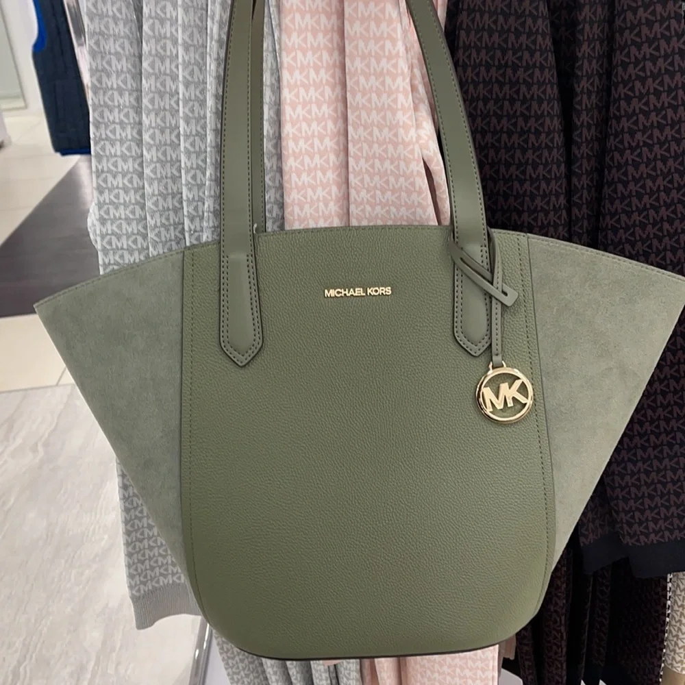 Michael Kors Portia Large Tote Leather - Picture 11 of 16